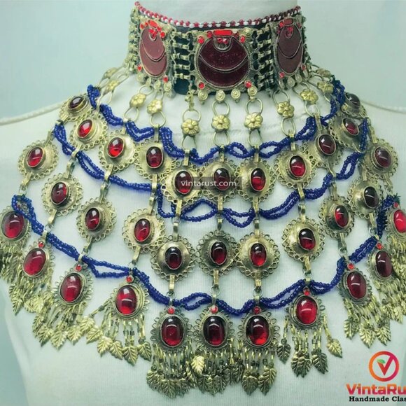 Red Choker Necklace, Vintage Layered Oversized Necklace With Red Glass Stones, - Picture 2 of 10